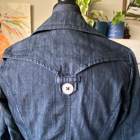 Trendy jacket - Picture 2 of 6